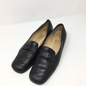 Salvatore Ferragamo Black Leather Loafers Size 9 2A Womens Designer Square Toe